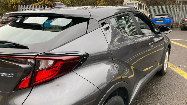 Toyota C-HR 1.8 Hybrid Icon 5dr CVT Hybrid Hatchback